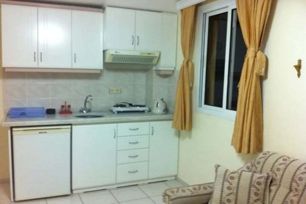 Rhodes Apart İçmeler Tyrkiet
